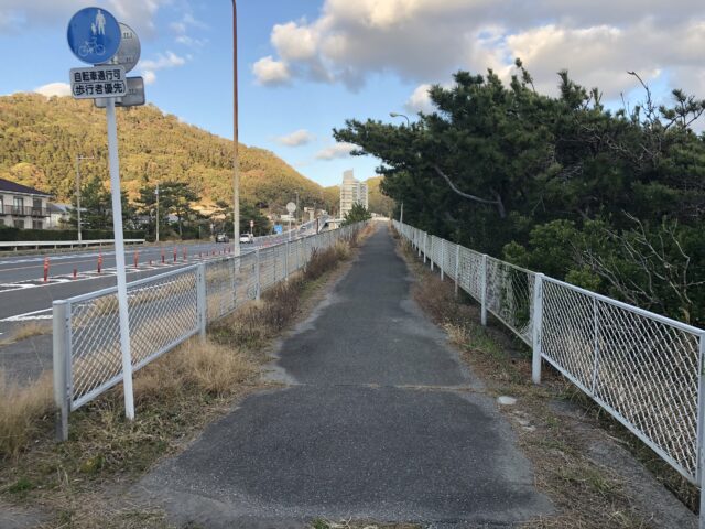 マルキ前歩道橋