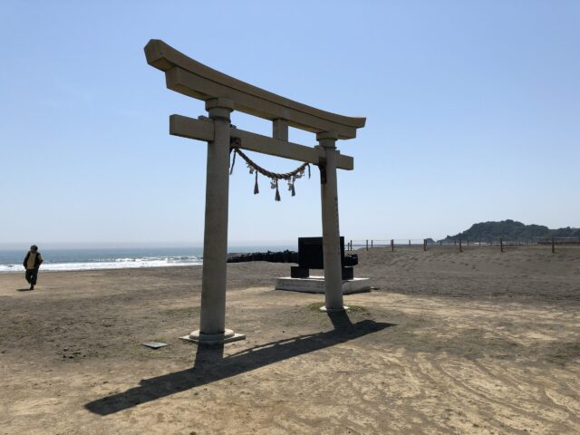 shidashita-torii
